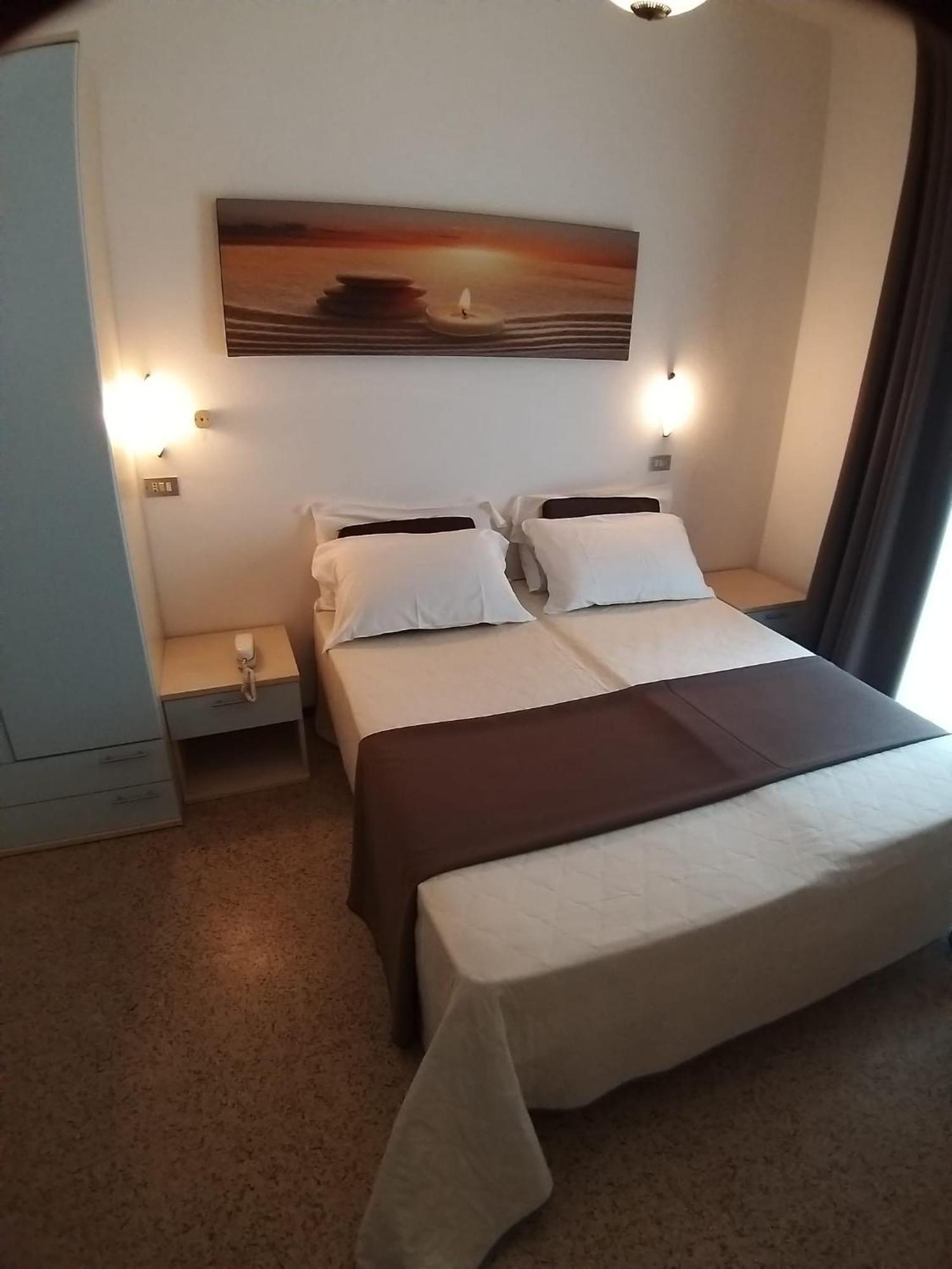 Hotel Ideal Rimini Exterior photo