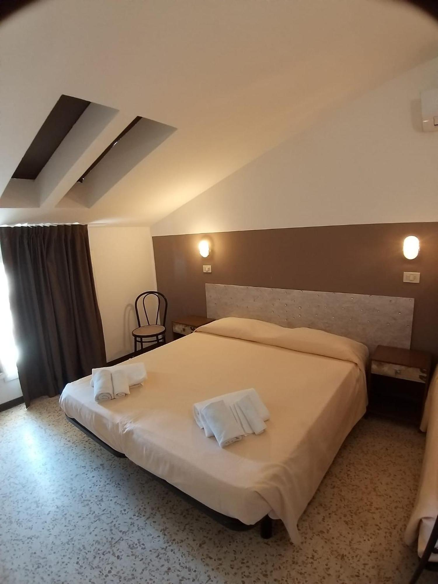 Hotel Ideal Rimini Exterior photo